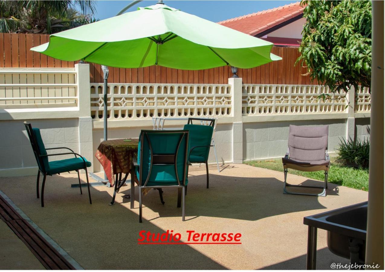 Residence Chez Nous Phuket Rawai ภายนอก รูปภาพ